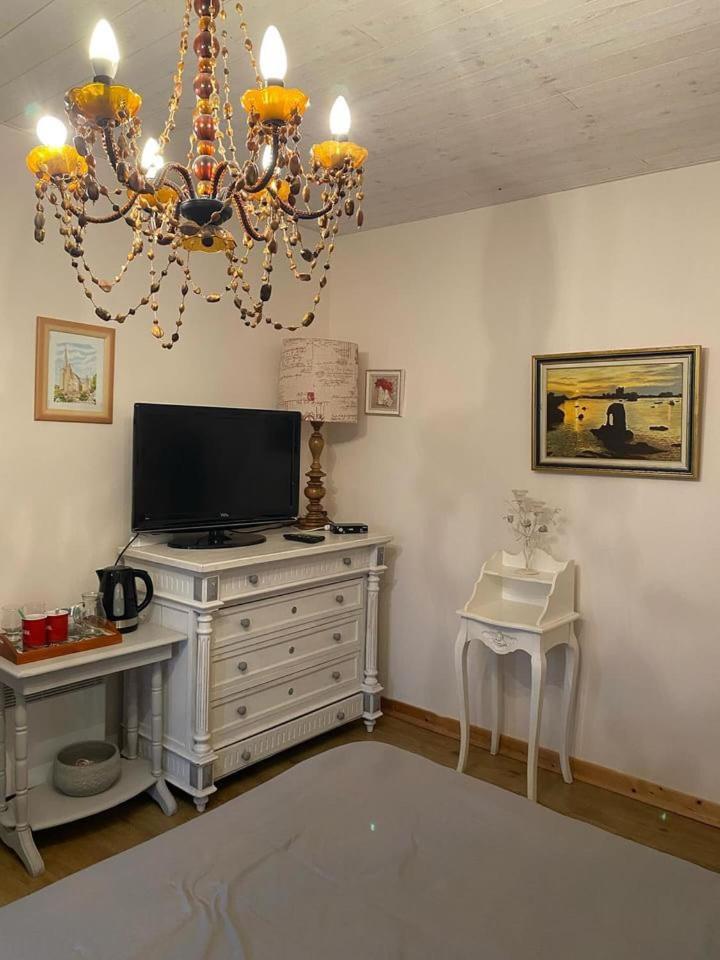 La Marine Louannec Apartamento Exterior foto